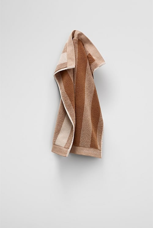 Country Road  Eve Hand Towel Chestnut