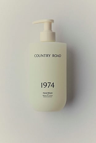 Country Road 1974 Hand Wash