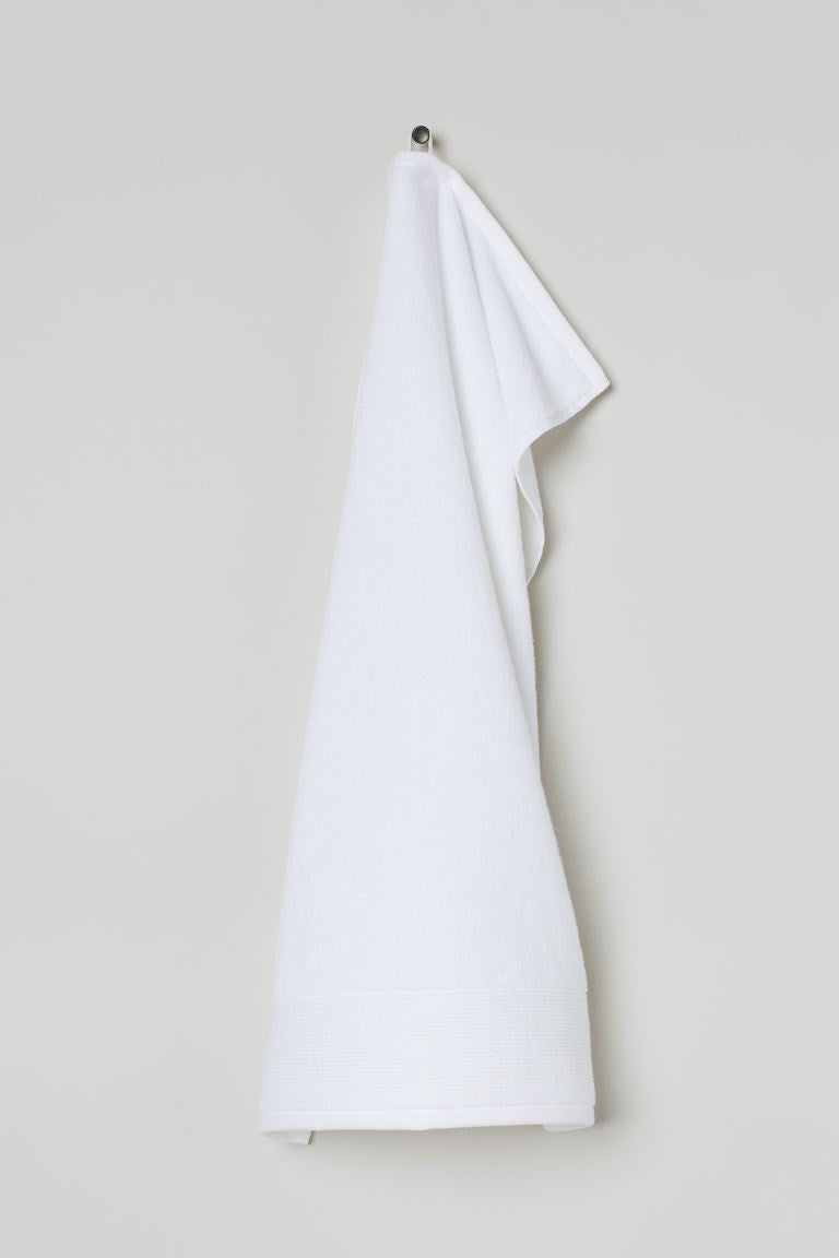 Classic Hand Towel White 20x28